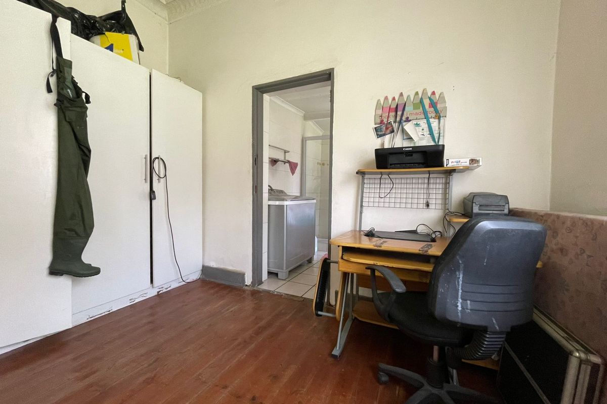 3 Bedroom house for sale - Photo 4