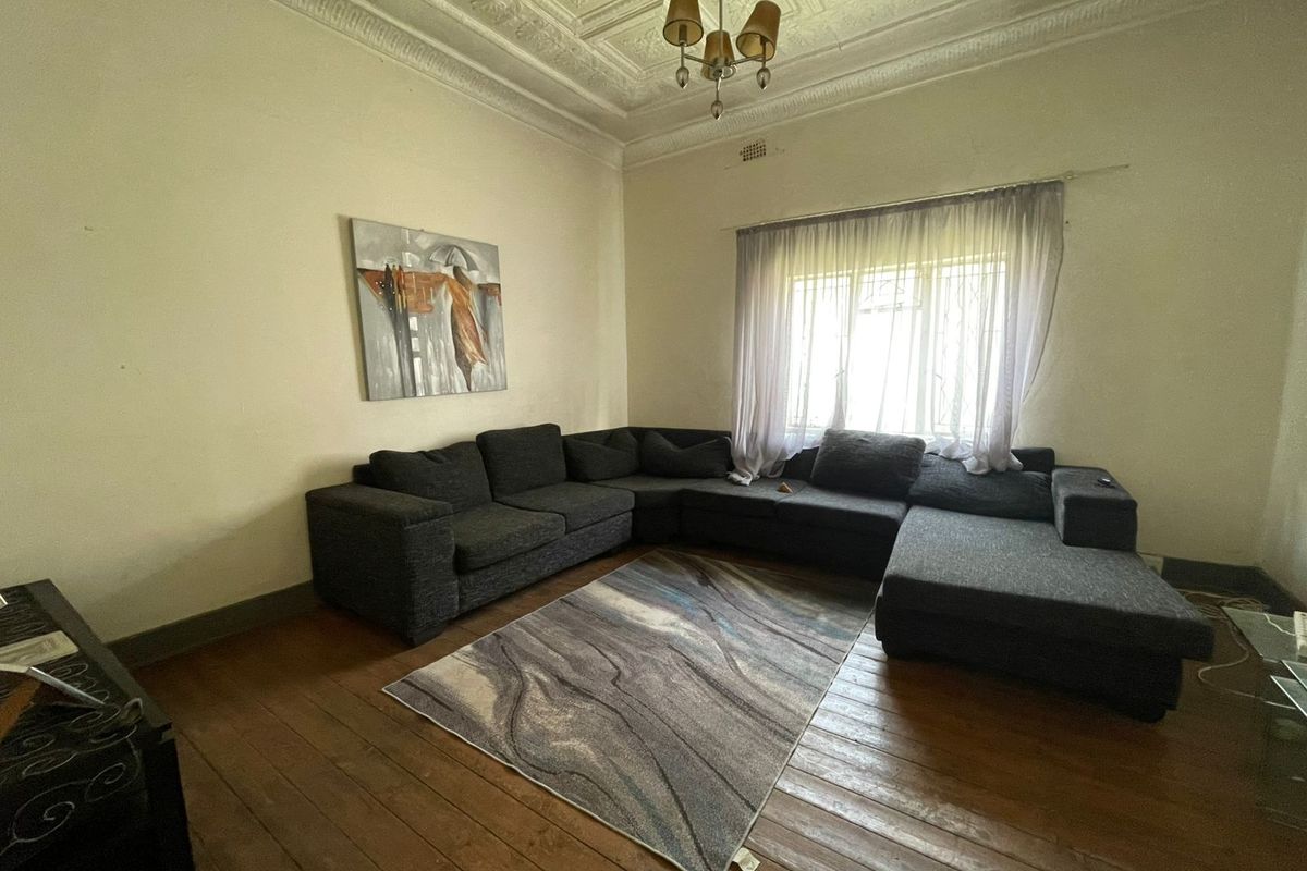 3 Bedroom house for sale - Photo 2