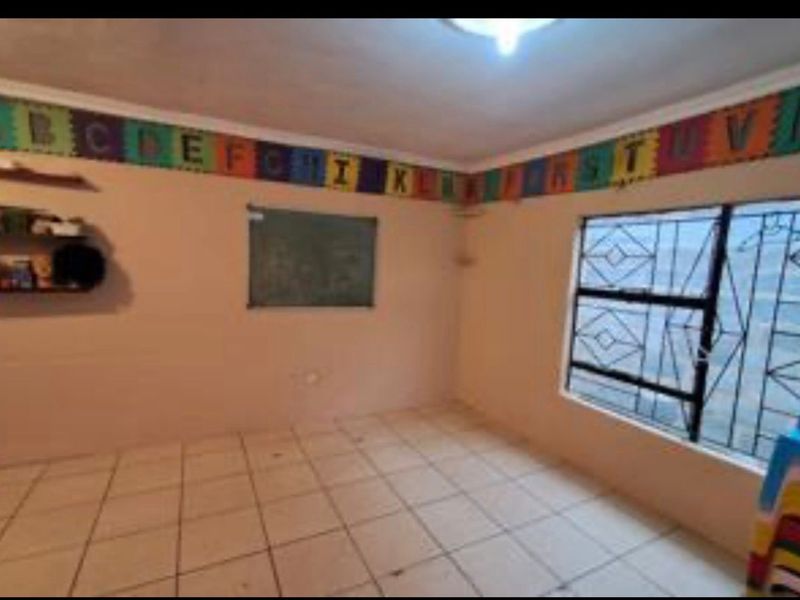 Freestanding For Sale In Midrand - Photo 8