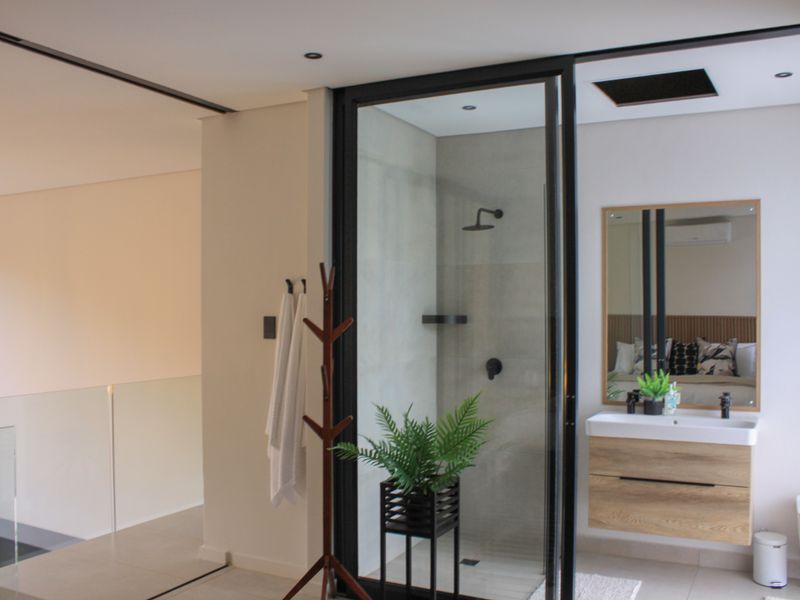 New York-Style 3 Bed Loft | High-Yield Investment | Short-Term Rentals Allowed - Photo 6