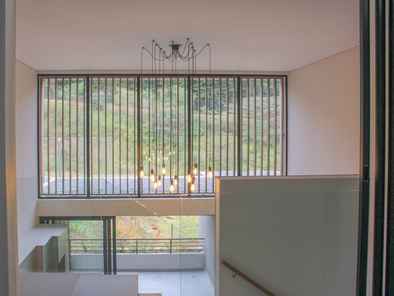 New York-Style 3 Bed Loft | High-Yield Investment | Short-Term Rentals Allowed - Photo 8