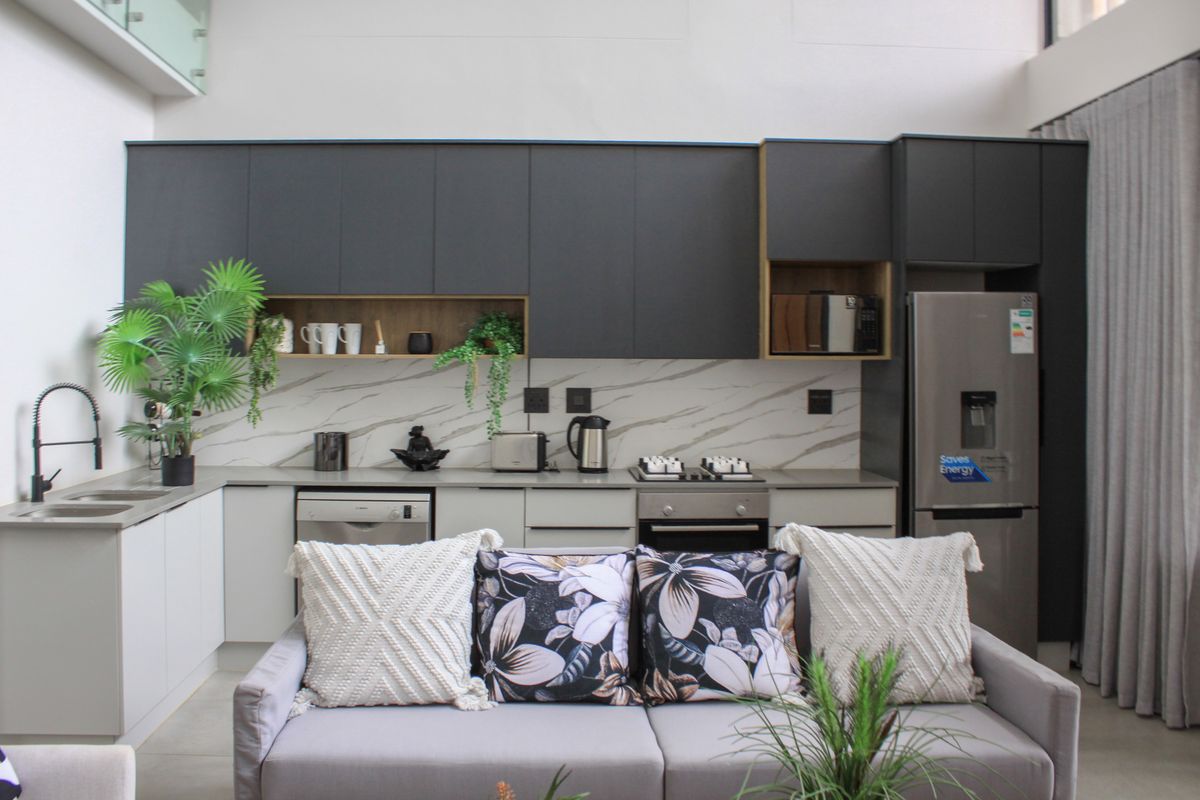 New York-Style 3 Bed Loft | High-Yield Investment | Short-Term Rentals Allowed - Photo 2