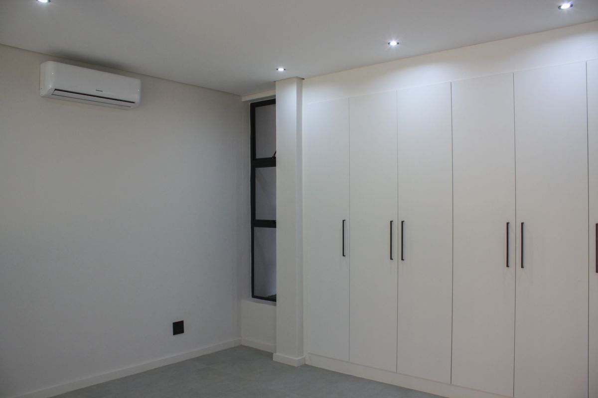 New York-Style 3 Bed Loft | High-Yield Investment | Short-Term Rentals Allowed - Photo 5