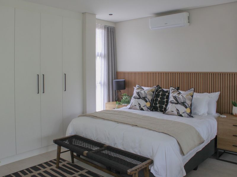 New York-Style 3 Bed Loft | High-Yield Investment | Short-Term Rentals Allowed - Photo 9