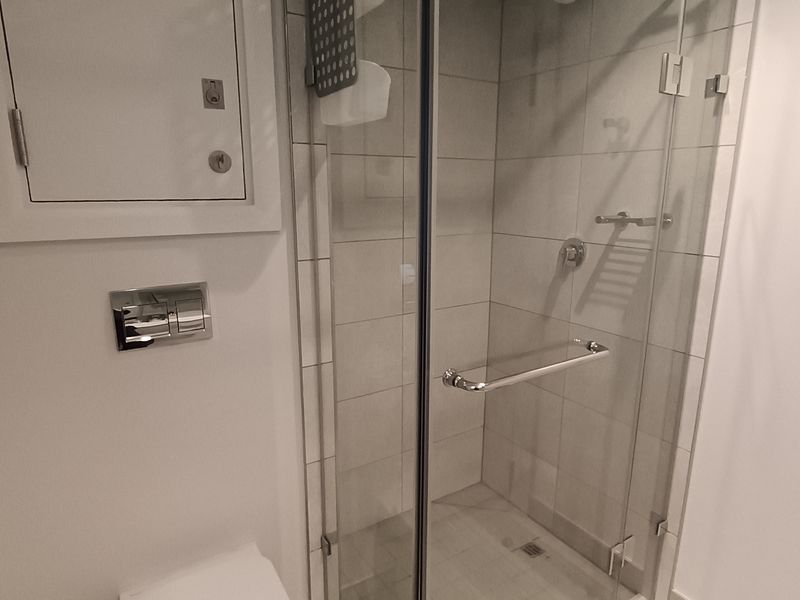 Studio Apartment to Let in Oceans Apartments - Photo 6