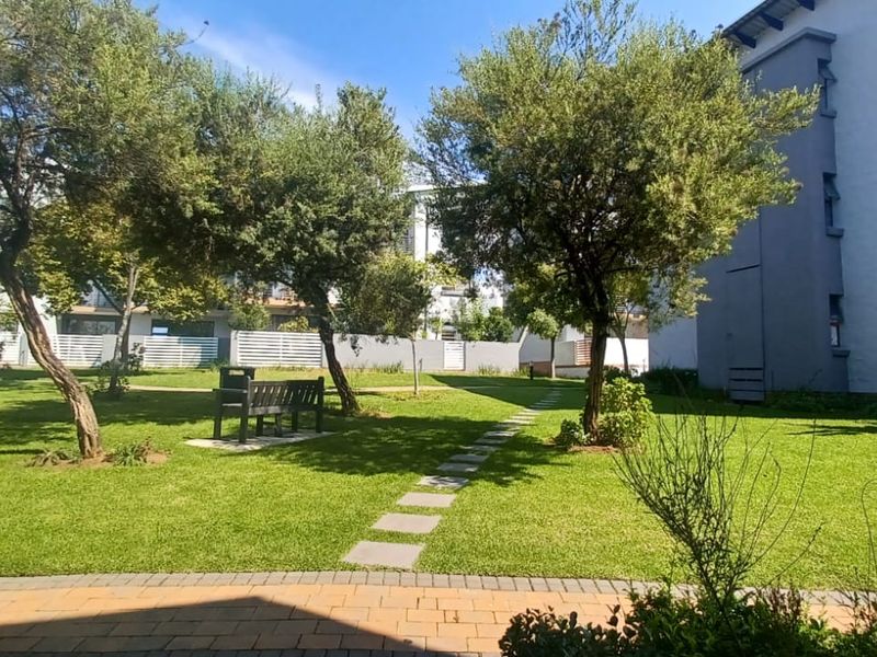 Sectional Title Rental Monthly In Sandton - Photo 10