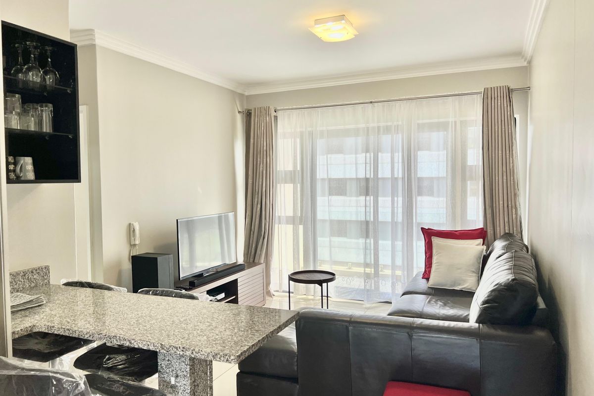 Fully Furnished 2 Bedroom Apartment in The Madison – Stylish Living with Premium Amenities - Photo 5