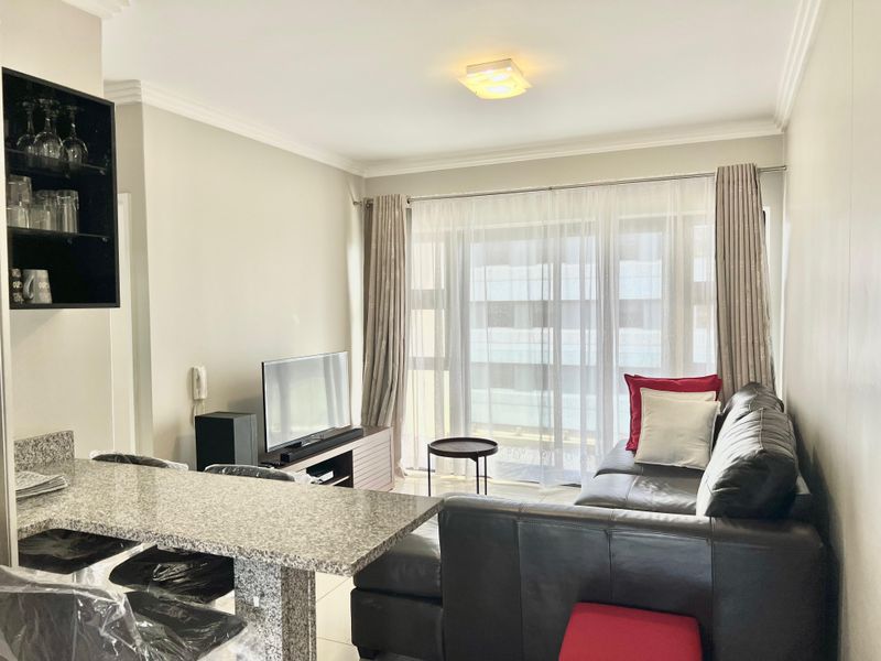 Fully Furnished 2 Bedroom Apartment in The Madison – Stylish Living with Premium Amenities - Photo 5