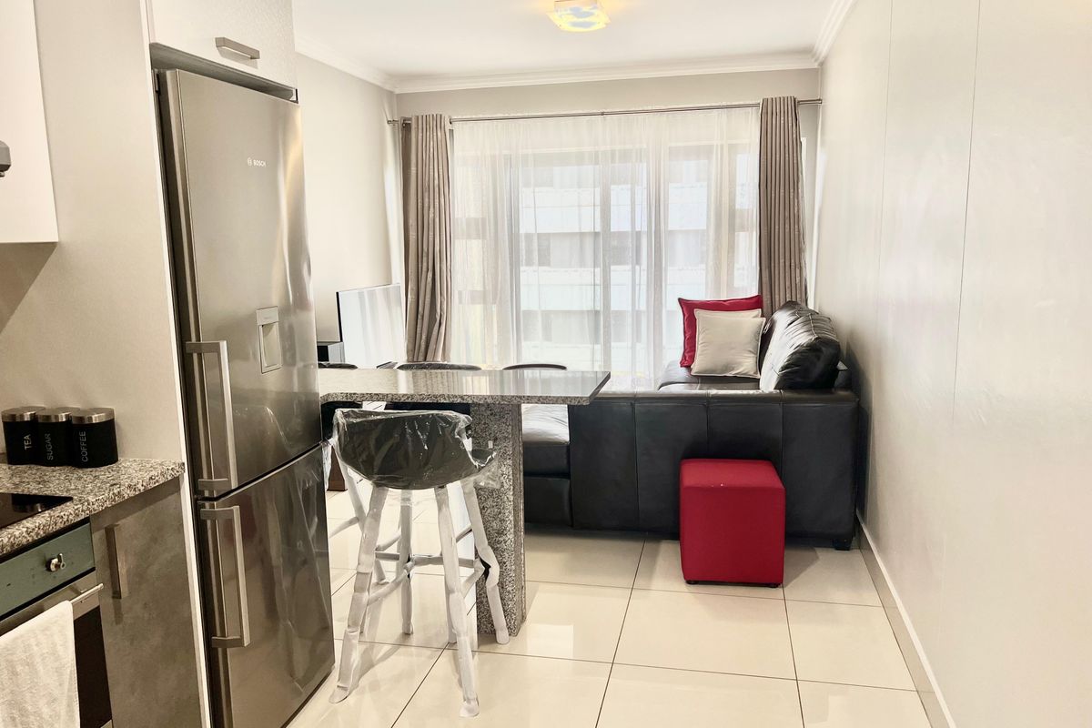 Fully Furnished 2 Bedroom Apartment in The Madison – Stylish Living with Premium Amenities - Photo 4