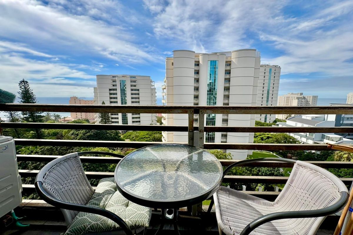 Prime Umhlanga Apartment – Perfect for Coastal Living & Airbnb Returns - Photo 3