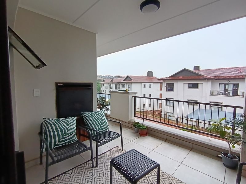 Pet Friendly 3 Bedroom Apartment to Let in Izinga Eco Estate - Photo 4