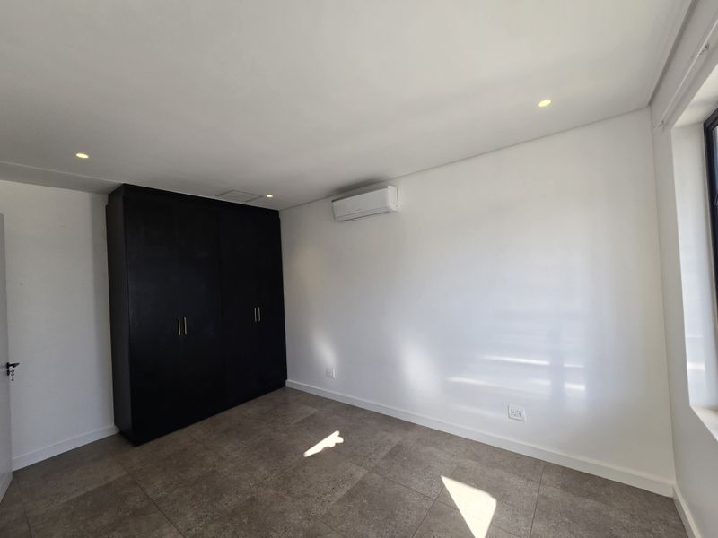 Pet friendly 2 bedroom Free Standing Home in Elaleni Gardens! - Photo 6