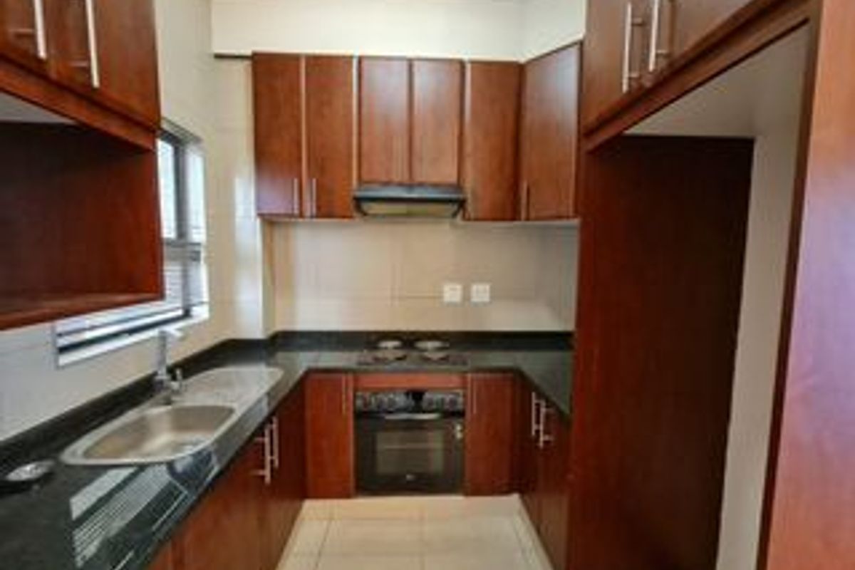 Prime Umhlanga Ridge Living – Spacious, Secure & Perfectly Located - Photo 5