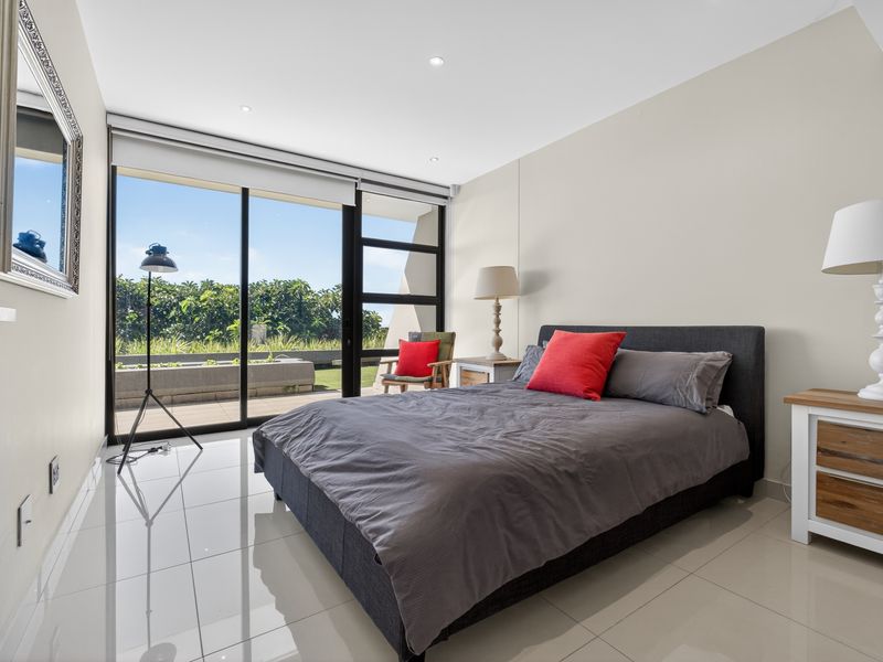 Luxury Sea View Living at Herrwood Skye – Fully Furnished 3-Bedroom Apartment - Photo 9