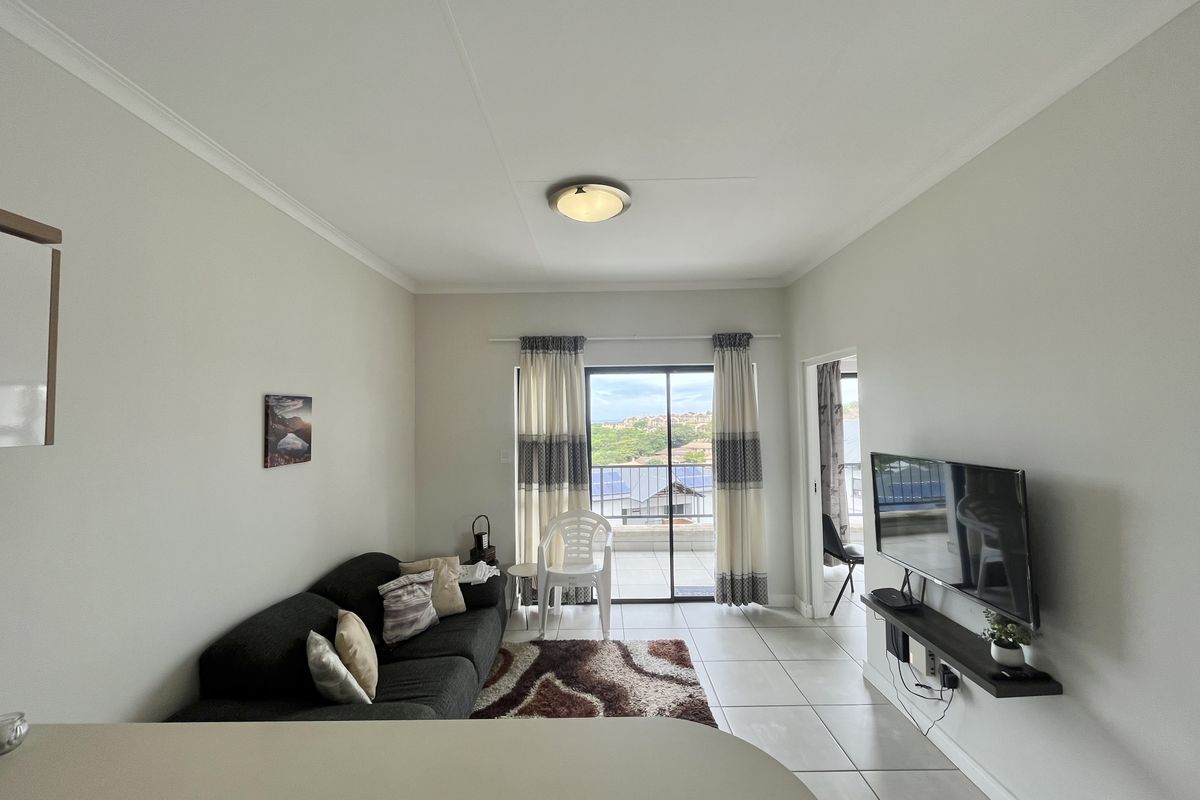 Fully Furnished 1-Bedroom Apartment with Beautiful Views in the Heart of Ballito! - Photo 3