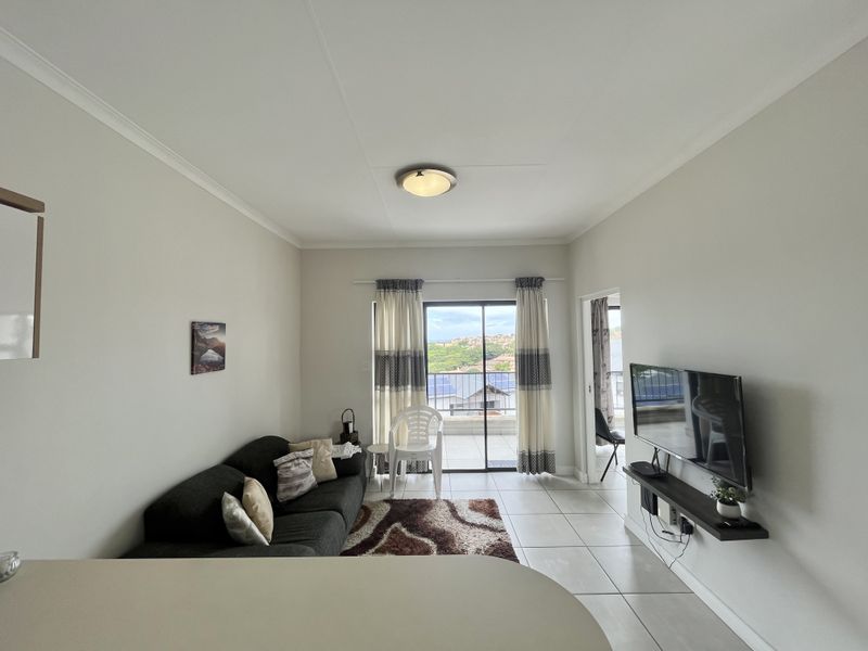 Fully Furnished 1-Bedroom Apartment with Beautiful Views in the Heart of Ballito! - Photo 3