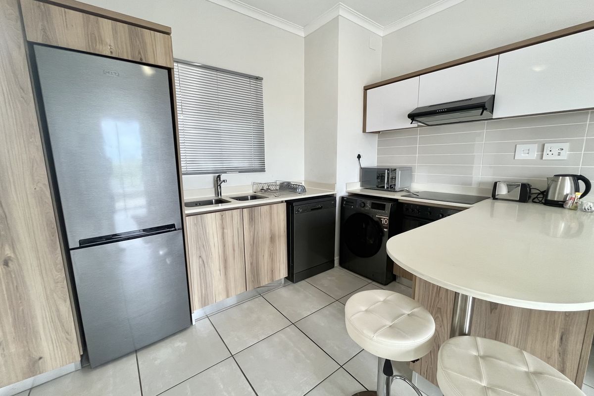 Fully Furnished 1-Bedroom Apartment with Beautiful Views in the Heart of Ballito! - Photo 2