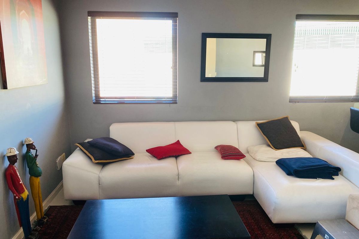 2 Bedroom Apartment to Rent in sought-after Intaba - Photo 4