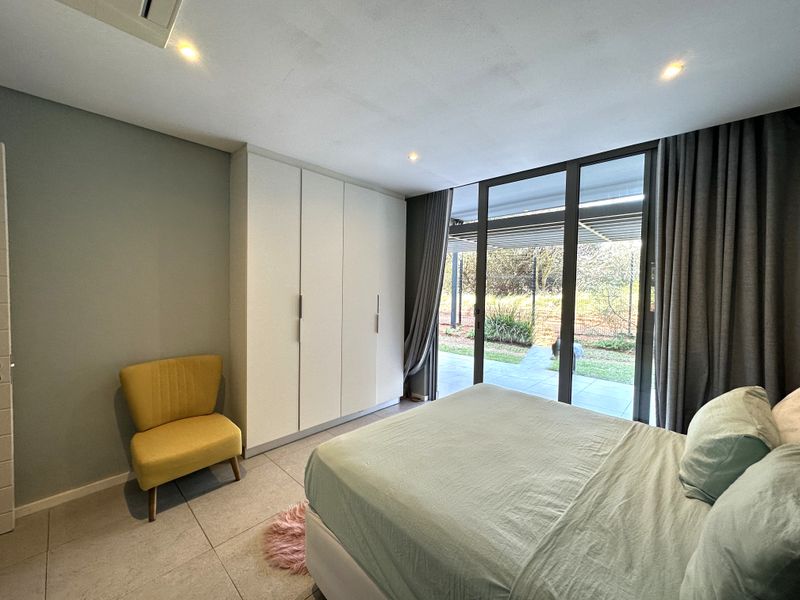 PRIVATE GROUND FLOOR UNIT WITH SCENIC FOREST VIEWS - Photo 9