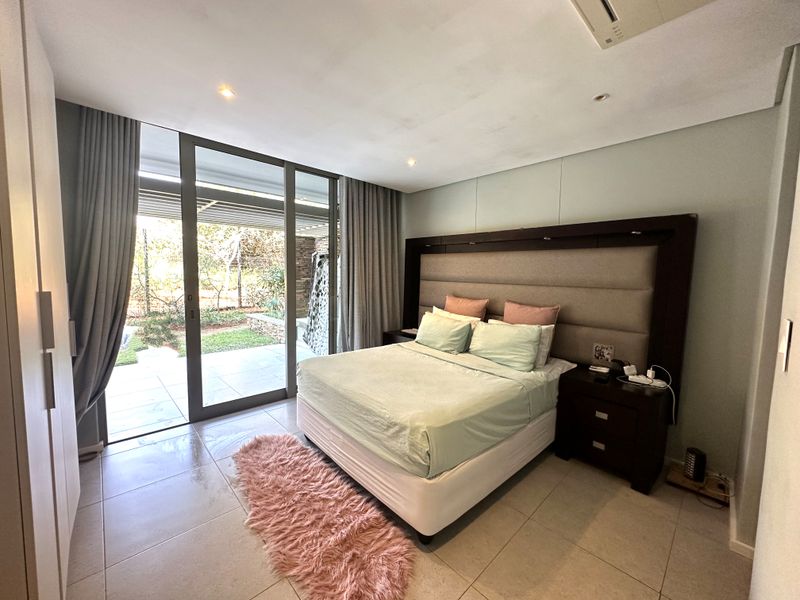 PRIVATE GROUND FLOOR UNIT WITH SCENIC FOREST VIEWS - Photo 8