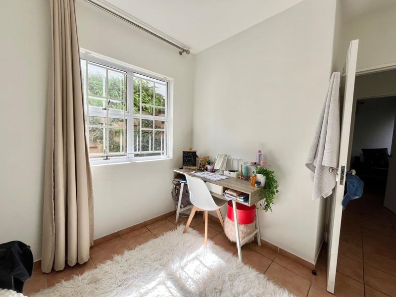 Stunning 3-Bedroom Coastal Retreat – Just Steps from Thompson’s Bay! - Photo 9