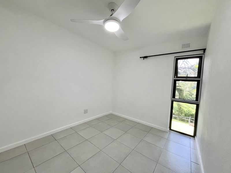 A Dreamy Coastal Escape | 3-Bedroom Unit Near Thompsons Bay Beach! - Photo 9