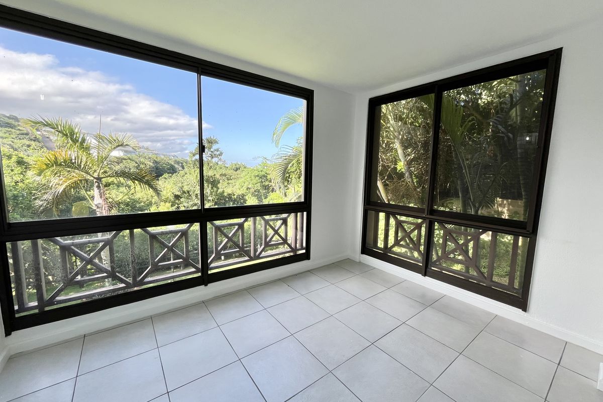 A Dreamy Coastal Escape | 3-Bedroom Unit Near Thompsons Bay Beach! - Photo 5