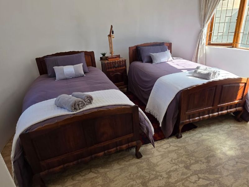 3-bedroom home with a flatlet - Photo 9