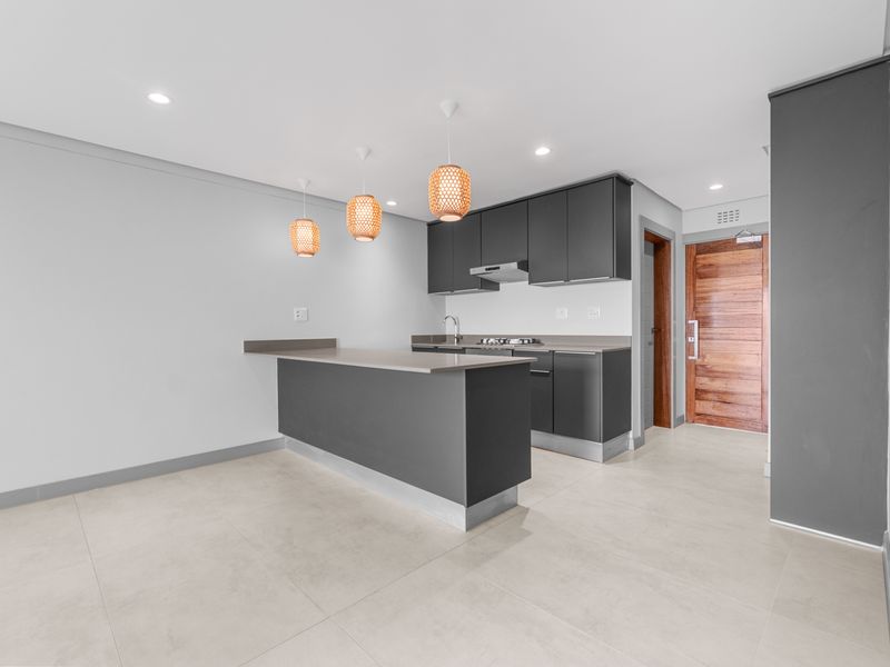 Wake Up to Ocean Views at Prestigious Ridgeside Residence - Photo 2