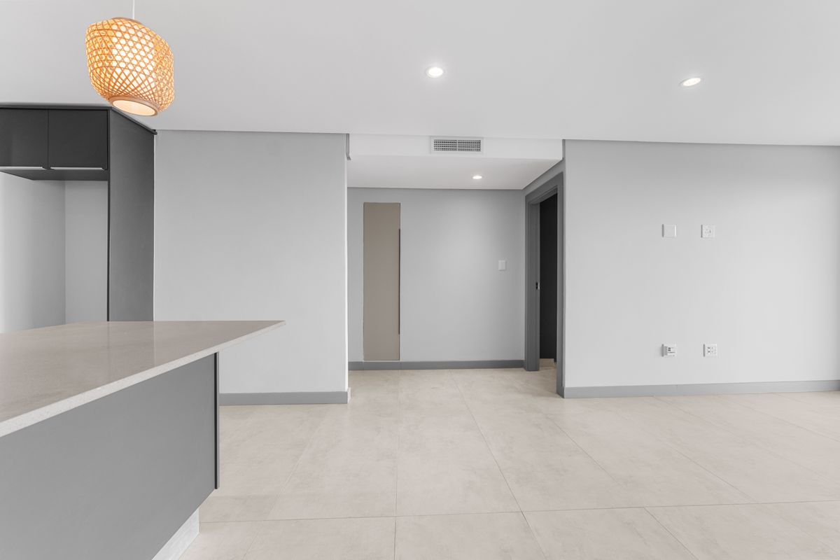 Wake Up to Ocean Views at Prestigious Ridgeside Residence - Photo 5