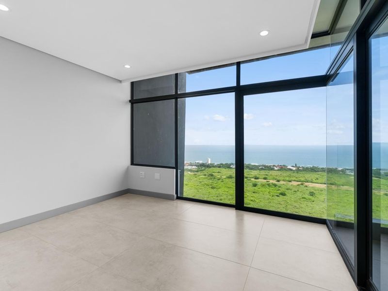 Luxury Coastal Living in a Spacious 3 Bedroom Apartment at Ridgeside Residence - Photo 10