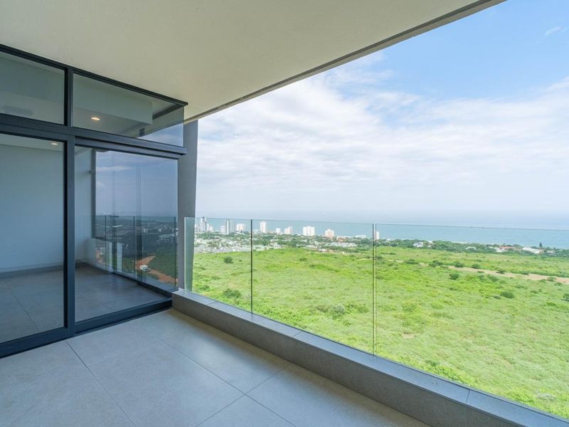 Luxury Coastal Living in a Spacious 3 Bedroom Apartment at Ridgeside Residence - Photo 7