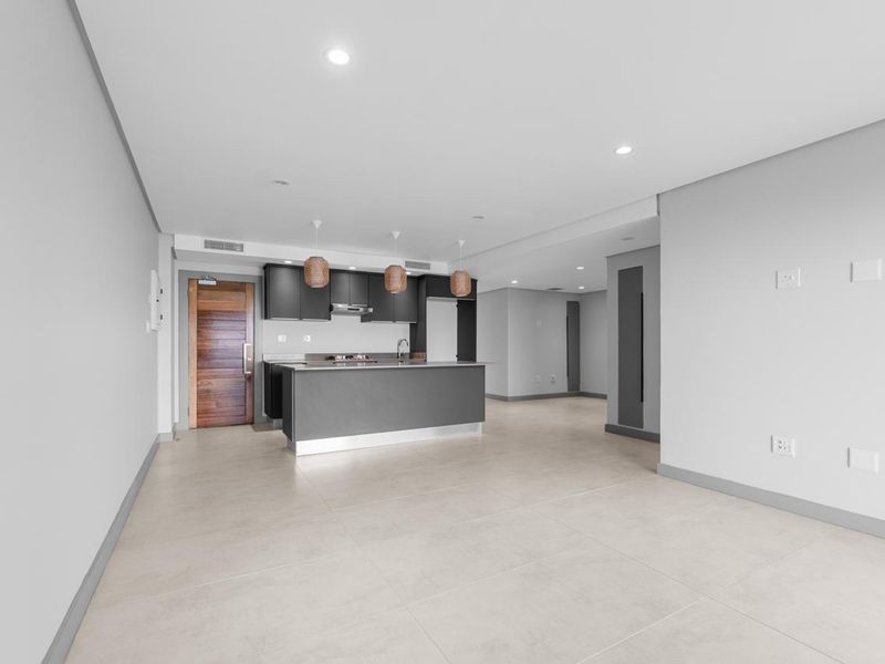 Luxury Coastal Living in a Spacious 3 Bedroom Apartment at Ridgeside Residence - Photo 5