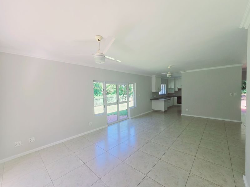 House for RENTAL in Beverly Hills available IMMEDIATELY - Photo 7