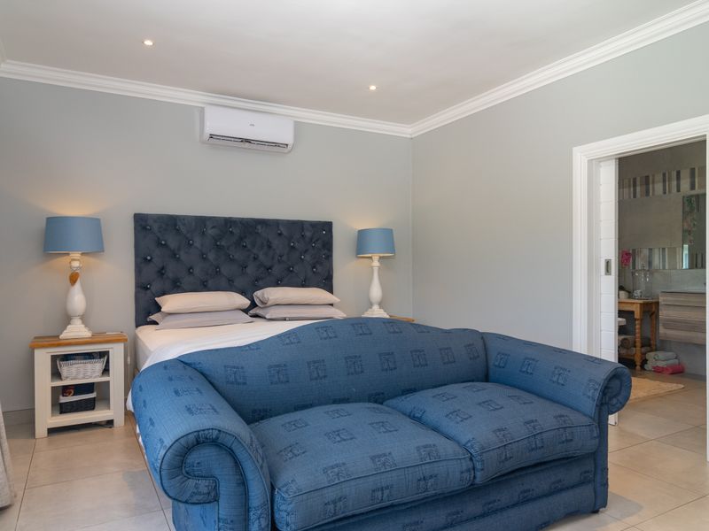 Family Home in the Heart of Salt Rock - Photo 10