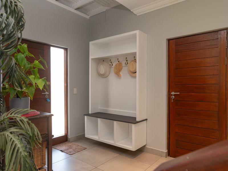 Family Home in the Heart of Salt Rock - Photo 5