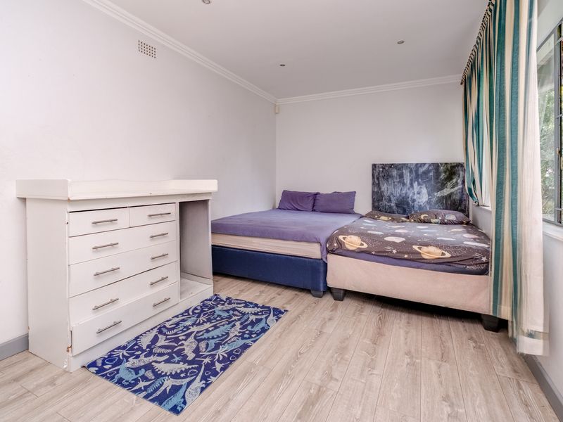 EMBRACING, MODERN AND LAID BACK OPEN PLAN FOR RELAXED FAMILY LIVING AND ENTERTAINING - Photo 8