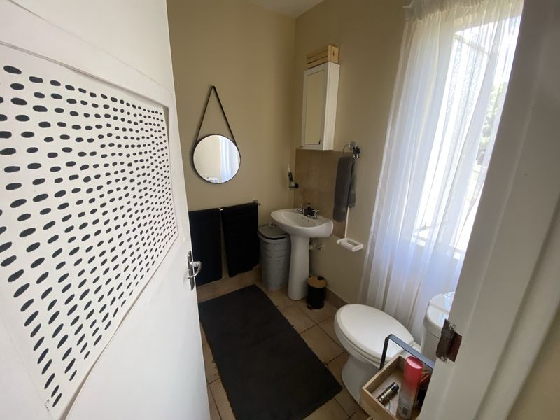 Apartment For Sale In Nelspruit - Photo 8