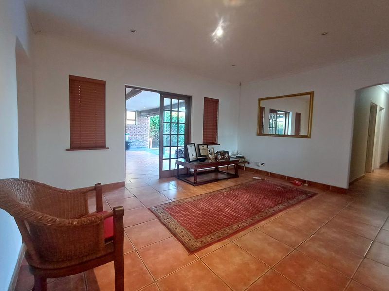 Your Dream Family Home Awaits in Bluewater Bay – Space, Comfort & Coastal Living Combined - Photo 9