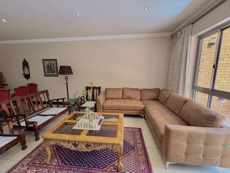 Luxurious Apartment for Sale - Photo 9