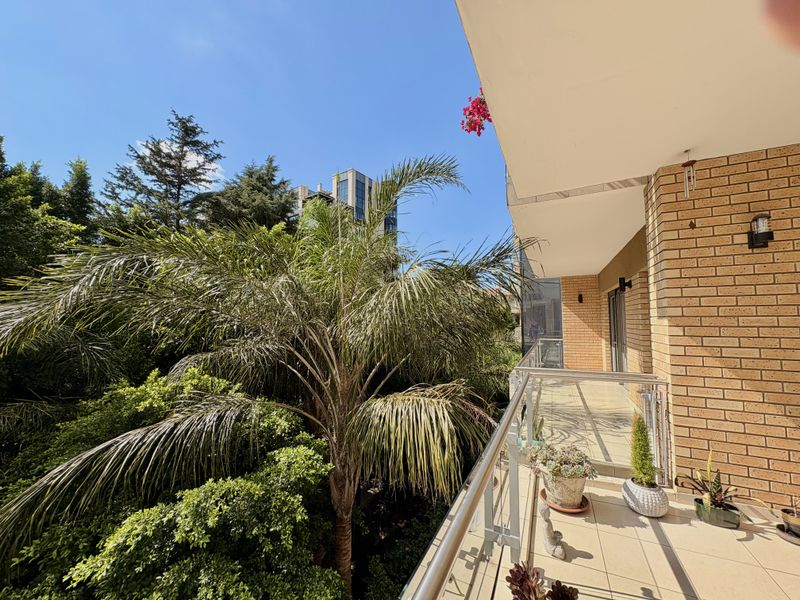 Luxurious Apartment for Sale - Photo 4