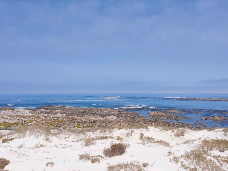 Seafront Serenity - Photo 5