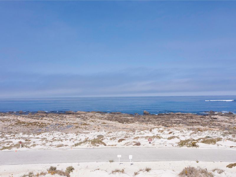 Wave-Watcher’s Wonder - Photo 6