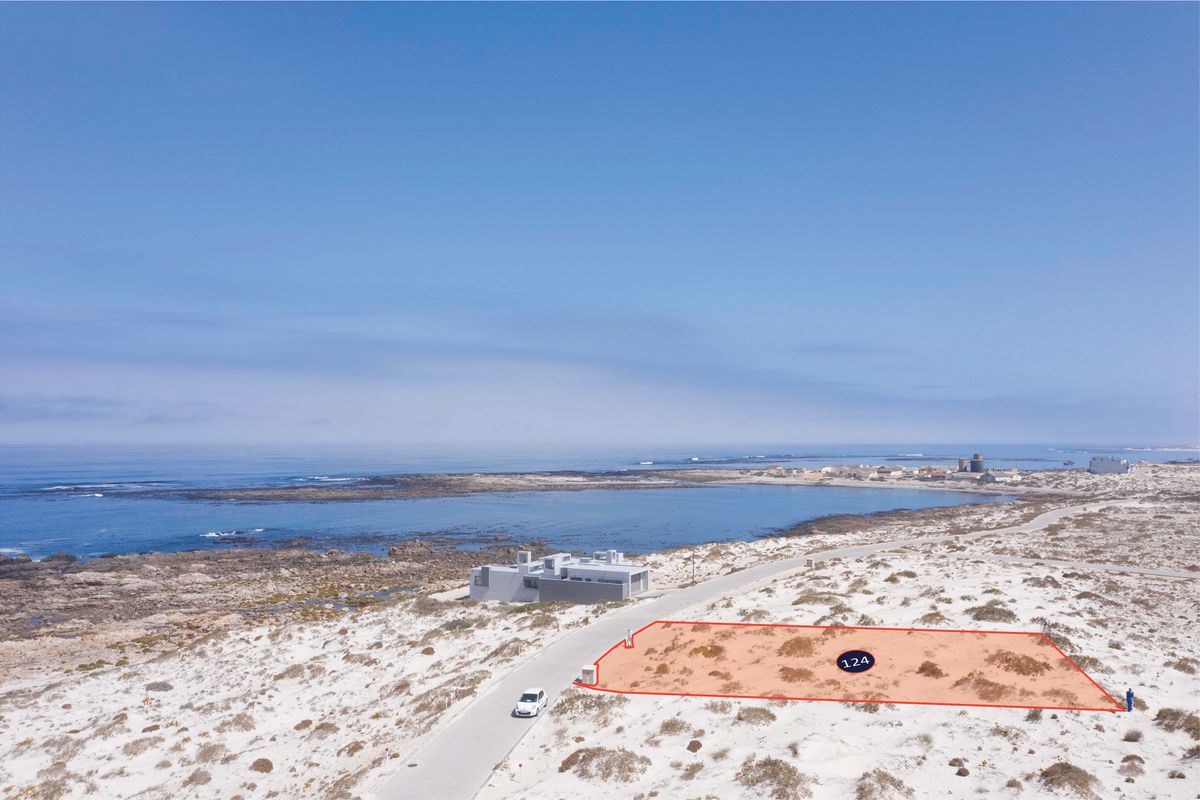 Wave-Watcher’s Wonder - Photo 4