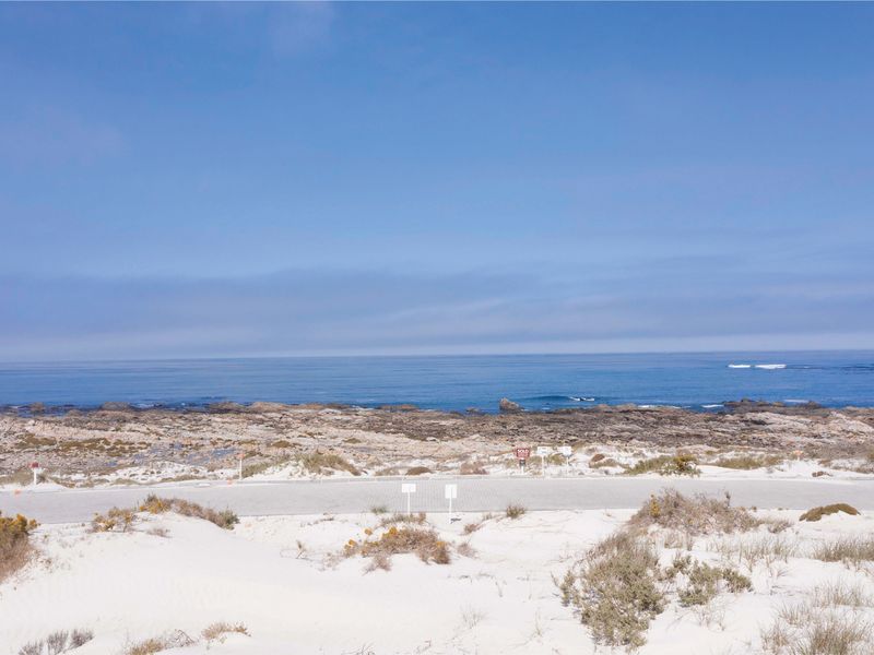 Wave-Watcher’s Wonder - Photo 5