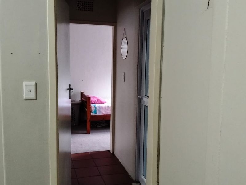 2 Bedroom Apartment to rent - Photo 10