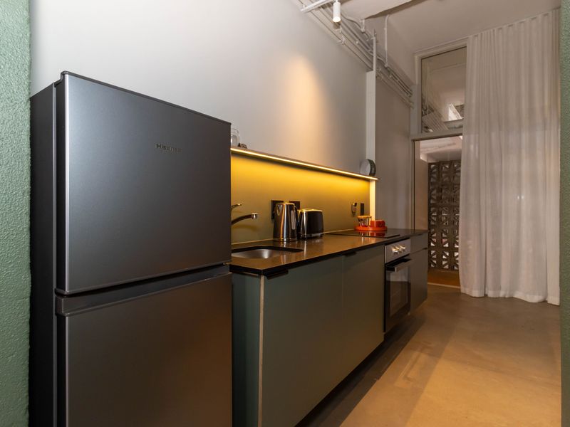 Investors Dream Apartment In Gardens - Photo 9