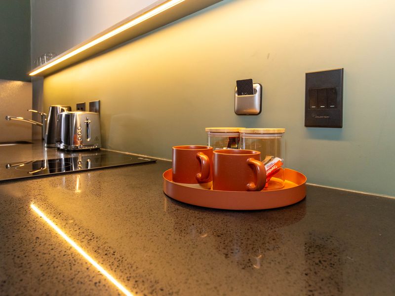 Investors Dream Apartment In Gardens - Photo 6