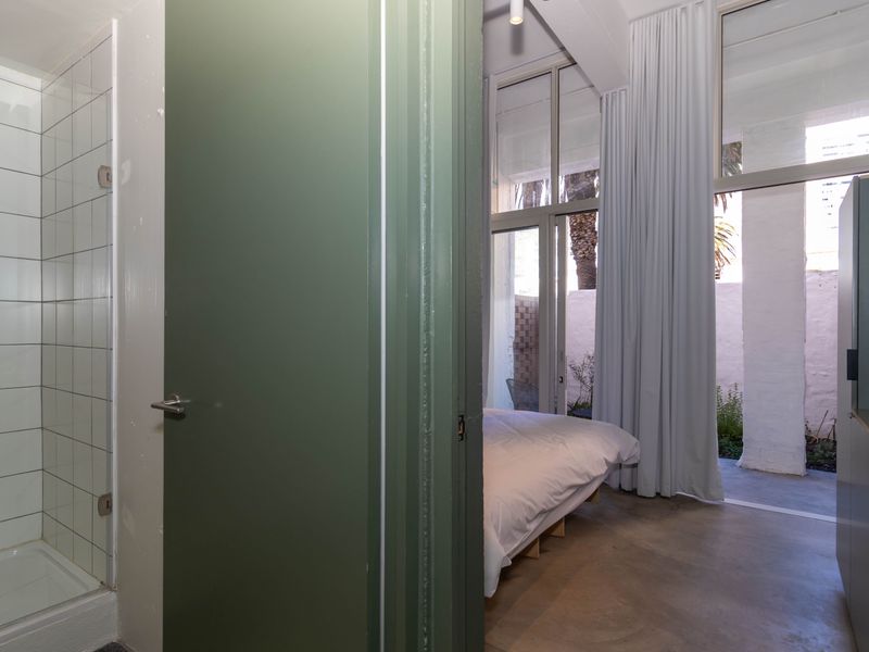 High-Yield Furnished Investment Apartment in Gardens, Cape Town - Photo 5