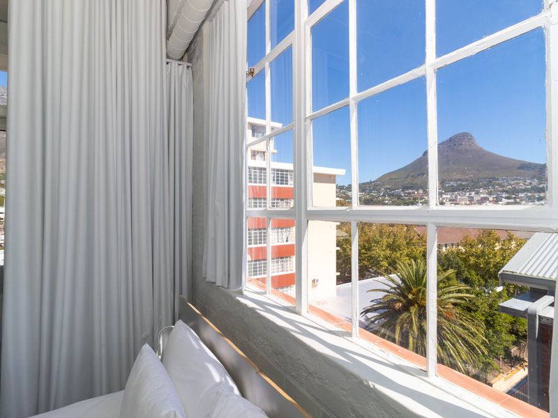 High-Yield Furnished Investment Apartment | Gardens, Cape Town - Photo 9
